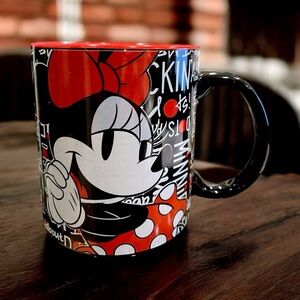 Disney Large Black & Red Minnie Mouse Typographic Ceramic Mug 20 oz.